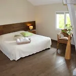 Chambres D'hotes Domaine De Compostelle Bed & Breakfast *