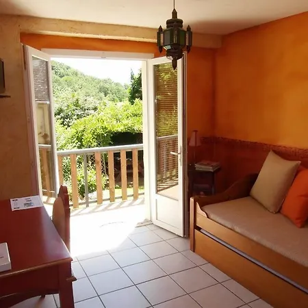 Chambres D'hotes Domaine De Compostelle Bed & Breakfast *