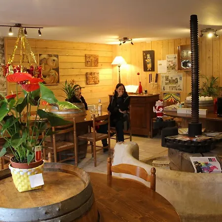 Chambres D'hotes Domaine De Compostelle Bed & Breakfast